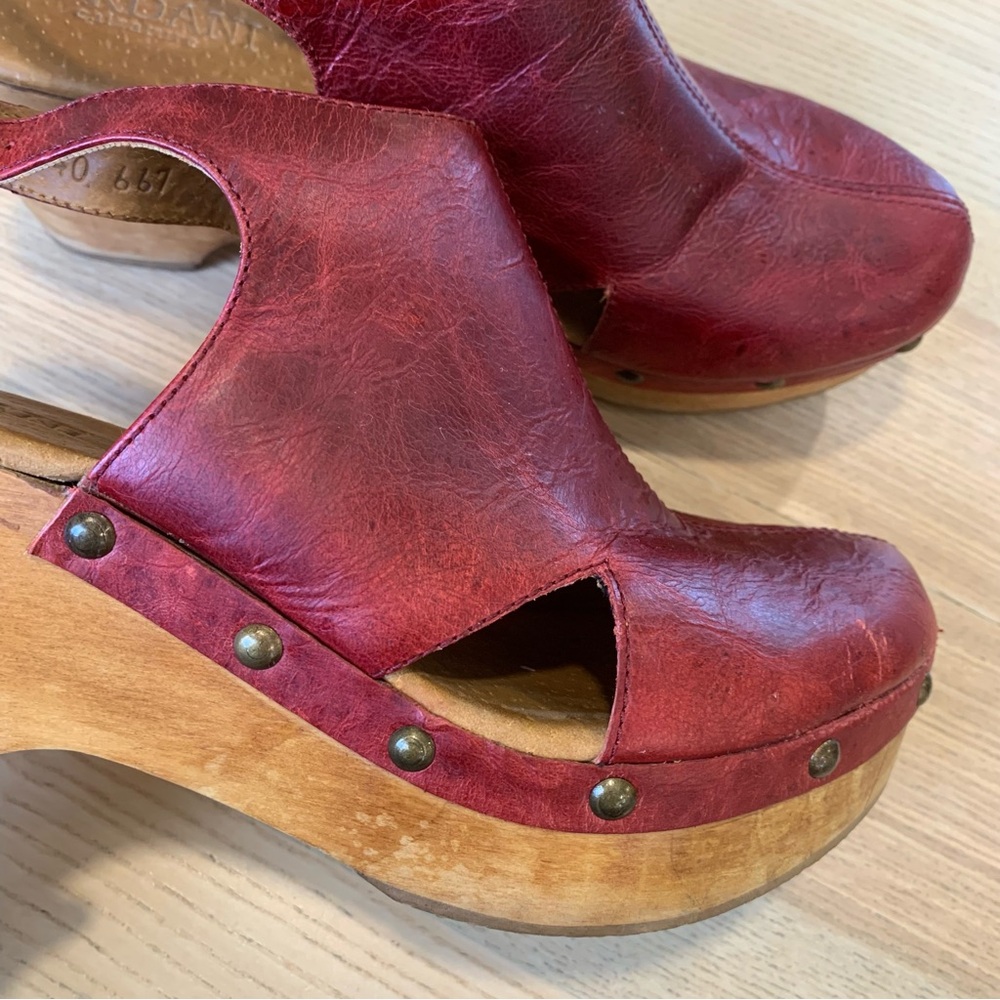 Women's Red Leather Clogs - Picture 7 of 8